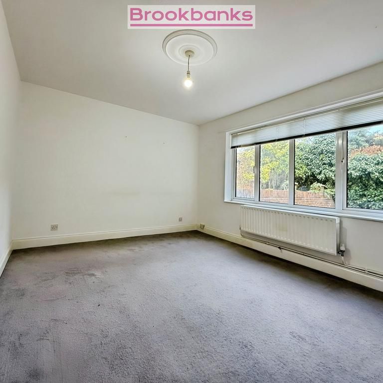 3 bedroom end of terrace house to rent - Photo 1
