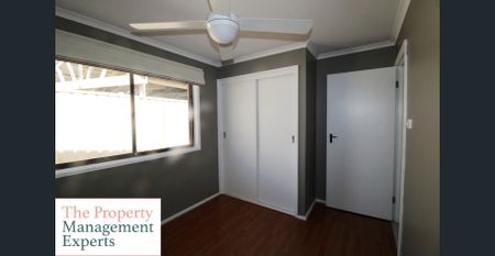 🏡 Spacious & Well-Maintained 3-Bedroom Family Home in a Convenient Location - Photo 4