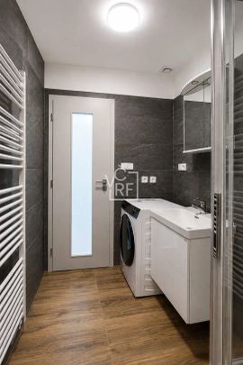 Pronájem bytu 1+kk, 26 m - Fotografie 1