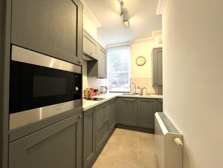 2 bedroom retirement property to rent - Photo 4