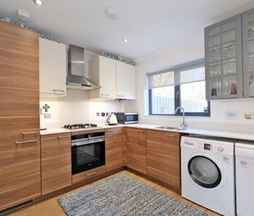 2 bedroom terraced house to rent - Photo 4