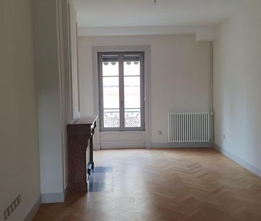 location Appartement F3 DE 89.3m² À LYON - Photo 6