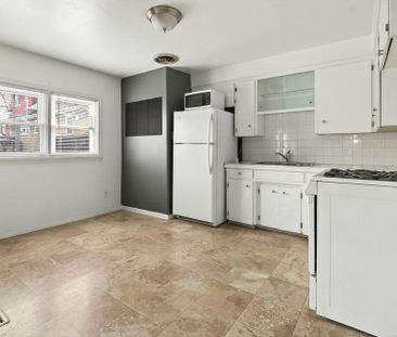 For Lease - 66 Queen Street Unit# Back Unit, Thorold, Ontario - Photo 6