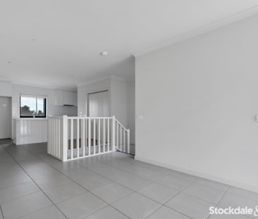 Location Convenient Lifestyle - Photo 2