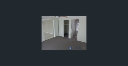 Spacious Home w/ Garden Maintenance Included - Photo 4