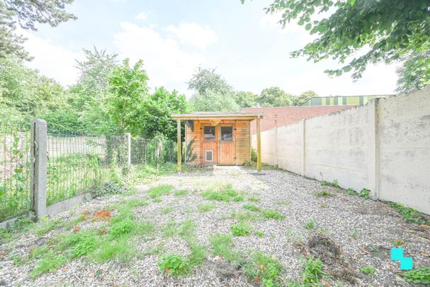 Stadswoning met tuin in centrum Oostrozebeke - Photo 1