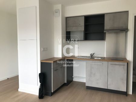 Location Appartement 1 pièce 33m² - Photo 2