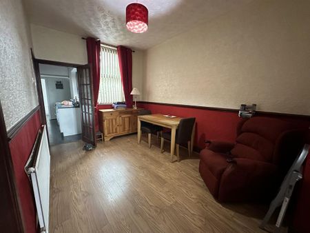 2 bedroom terraced house to rent - Photo 2