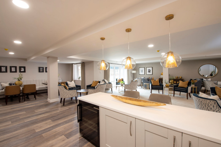 1 bedroom retirement property to rent - Photo 2