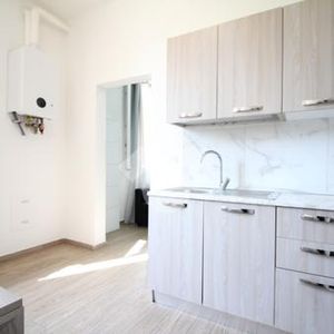 Trilocale in affitto - Photo 2