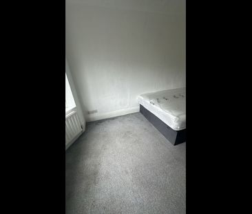Room in a Shared House, Hendale Avenue, NW4 - Photo 2