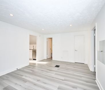For Lease - 6172 William Street Unit# 2, Niagara Falls, Ontario - Photo 2