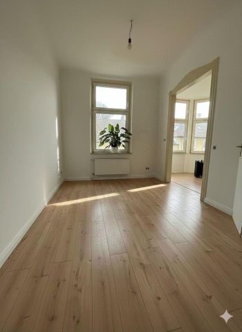 Altbau-Wohnung : 2-Zimmer Wohnung frisch renoviert 2025 - Photo 2