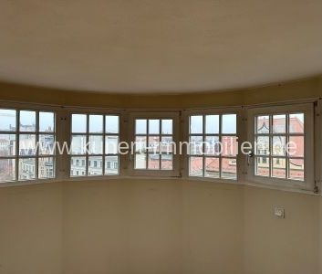 Exklusive 2-Raum-DG-Wohnung mit herrlichem Ausblick über die halles... - Photo 2