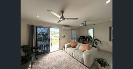 FURNISHED!!! Modern Townhouse Living in Moranbah! - Photo 3