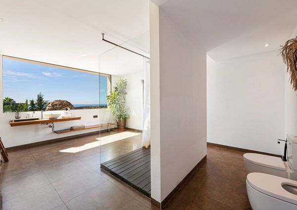 9 bedroom luxury Villa for rent in Benahavís, Andalusia