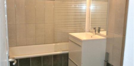 Location Appartement 2 pièces 37m² TOURNUS 71700 - Photo 2