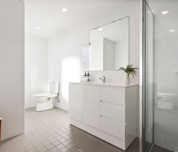 CBD Penthouse Apartment - Photo 6