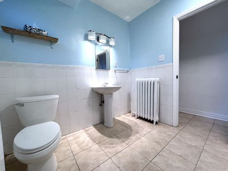 For Lease - 55 Brunswick Ave 3rd Avenue Unit# 3rd Fl, Toronto, Ontario - Photo 2