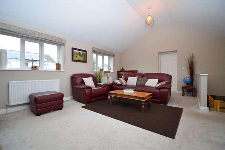 Malt Kiln Croft, Sandal, Wakefield, WF2 - Photo 5