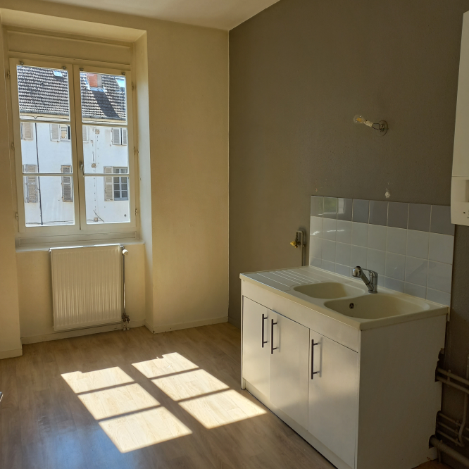 À Louer - Spacieux T5 en Duplex à Chalon-sur-Saône - Photo 1