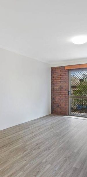 Bright & Spacious Two-Bedroom Gem in an Ultra-Convenient Location - Photo 2