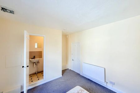 Redwell Road - Photo 2