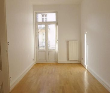 Location Appartement 4 pièces 85m² STRASBOURG 67000 - Photo 2