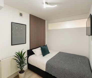 3 bedroom ground floor flat to rent - Photo 3