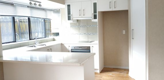 3-BEDROOM IN GOLFLANDS - Photo 2