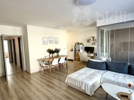 Pronájem bytu 3+kk 84 m² - Fotografie 2