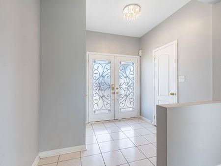 For Lease - 42 Cookview Drive, Brampton, Ontario - Photo 5