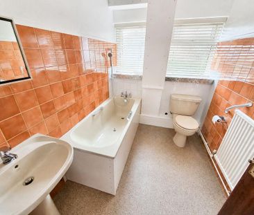 2 bedroom ground floor maisonette to rent - Photo 6