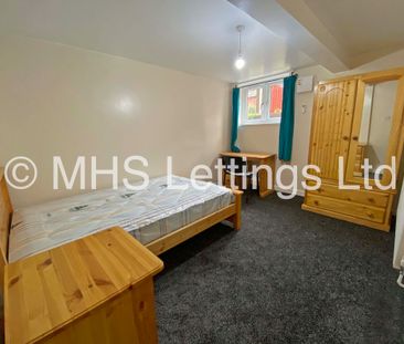 5 Bedroom Mid Terraced House for rent in Royal Park Terrace - Photo 3