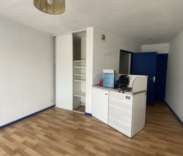 Location Appartement 1 pièce 23m² PESSAC 33600 - Photo 2