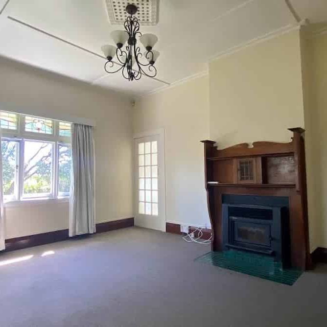 Discover a Delightful Bungalow Tucked Away on ... - Photo 1