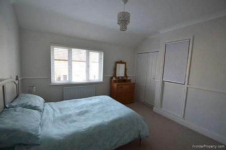 3 bedroom property to rent in Addlestone - Photo 3