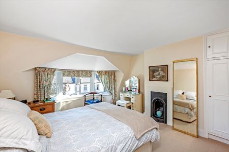 Wycliffe Road, Wimbledon, SW19, London - Photo 2