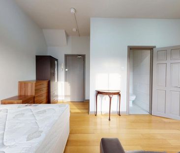 Studio to rent - Photo 2