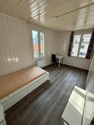 Möbliertes Zimmer mit Etagenbad zu vermieten - Photo 4