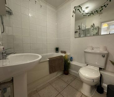 2 Bed Flat, Atlantic Mansions, SO14 - Photo 6