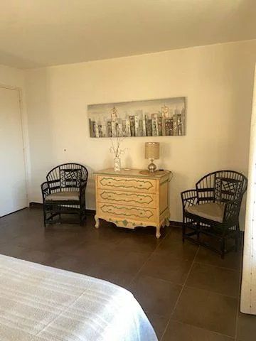 Location Appartement - Cagnes-sur-Mer - Photo 2