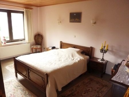 Ruime gezinswoning nabij het centrum - Photo 2