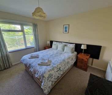 2 bedroom detached bungalow to rent - Photo 3