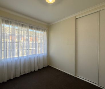 4 Bedroom Home in the Heart of Hillside! - Photo 3