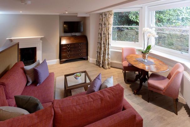 1 bedroom serviced apartment to rent - Photo 1