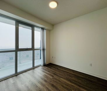 For Lease - 8 Interchange Way Unit# 5307, Vaughan, Ontario - Photo 2
