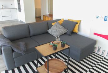 Fantástico apartamento T1 mobilado e equipado, novo, com vistas deslumbrantes sobre ria!