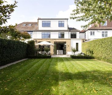 4 bedroom semi-detached house to rent - Photo 3