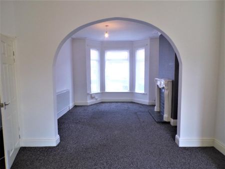 3 Bedroom Terraced House To Rent - Photo 3